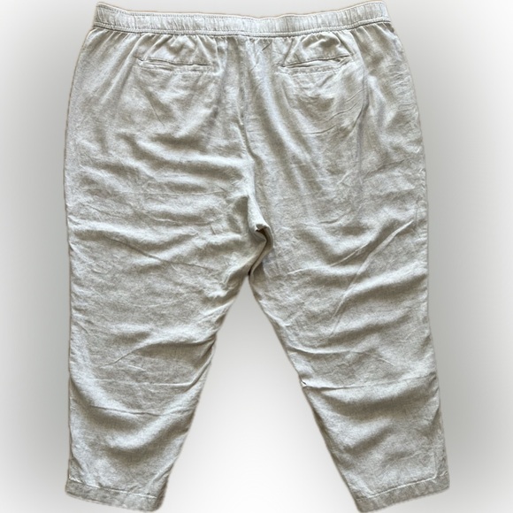Old Navy Women’s 4XL High Rise Cropped Linen-Blend Tapered Pants Beige - Picture 4 of 15